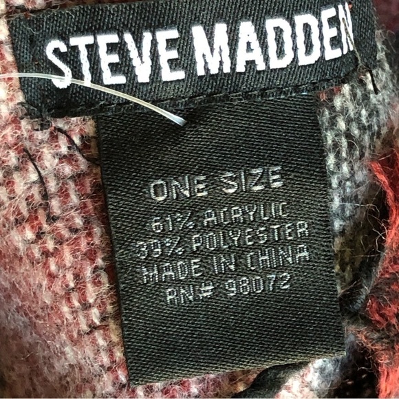 Steve Madden Camo Print Black Maroon Scarf NWT - Picture 2 of 5